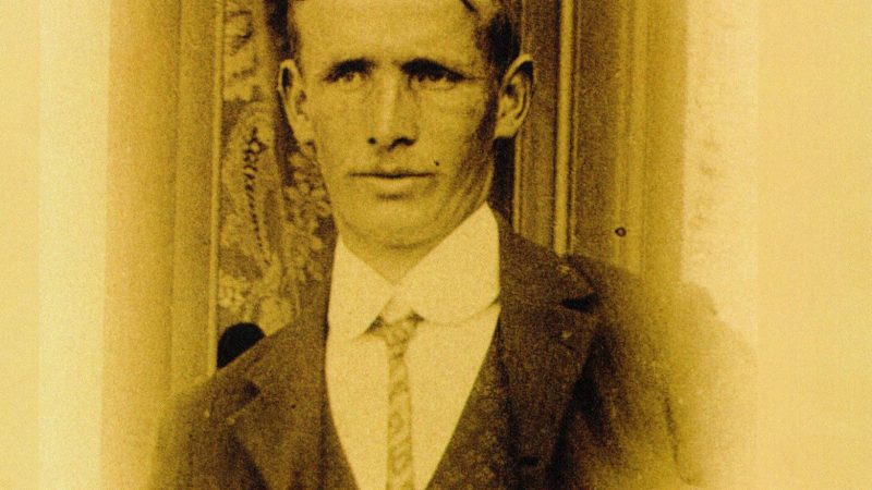 tommys-notebook-1736x2499